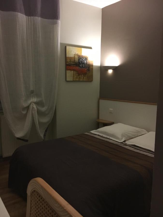 Hotel Du Centre Gueugnon Eksteriør bilde