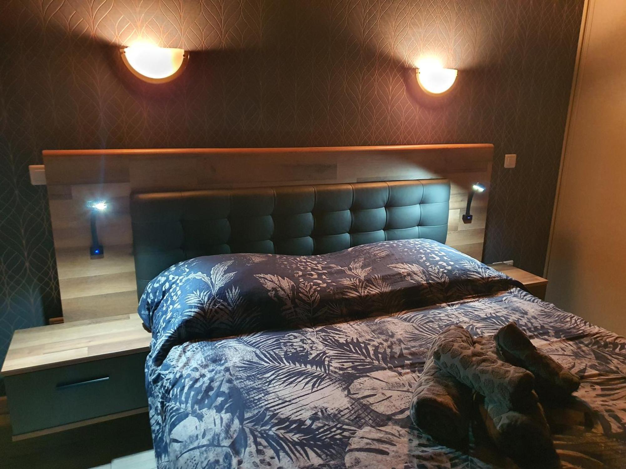 Hotel Du Centre Gueugnon Eksteriør bilde